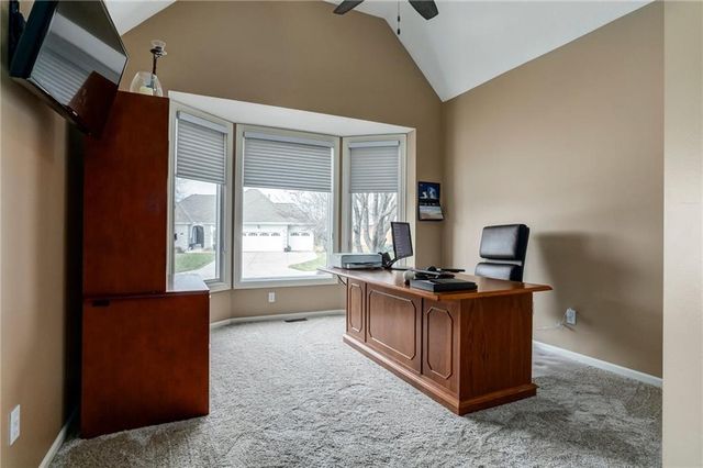 9839 Vista Drive, Lenexa, KS 66220