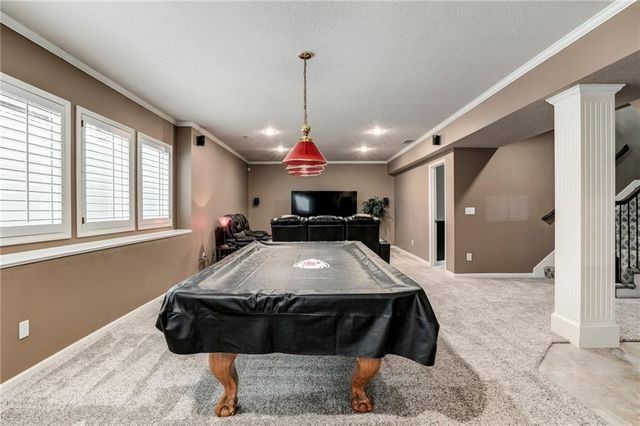 9839 Vista Drive, Lenexa, KS 66220