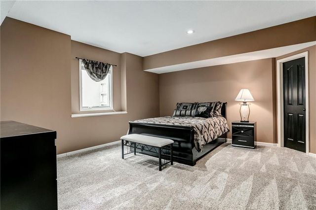 9839 Vista Drive, Lenexa, KS 66220