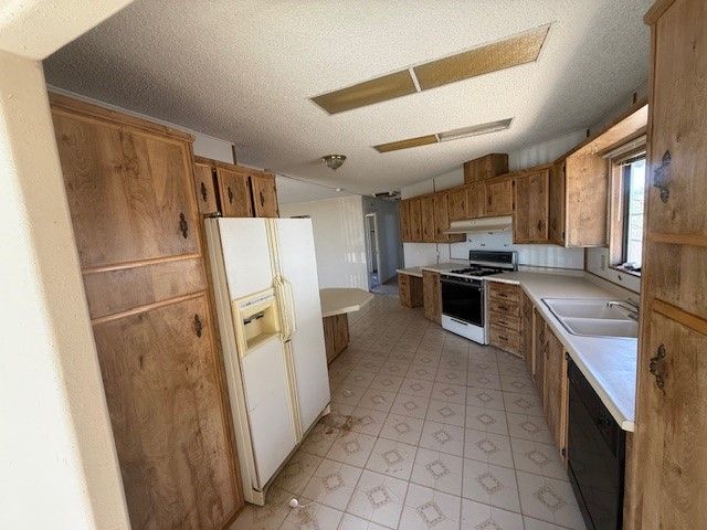 2125 E Potter Avenue, Kingman, AZ 86409