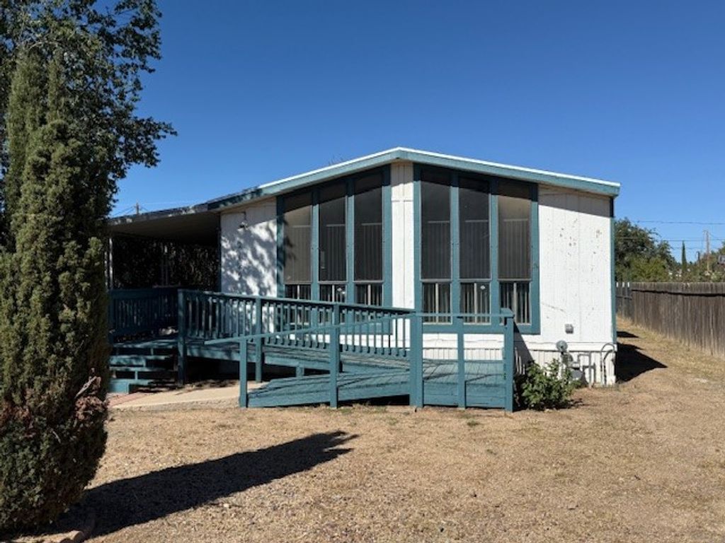 2125 E Potter Avenue, Kingman, AZ 86409