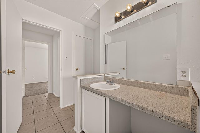 12656 Windsor Village Drive 2656, Houston, TX 77071