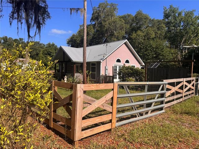 103 GROVE STREET, Melrose, FL 32666