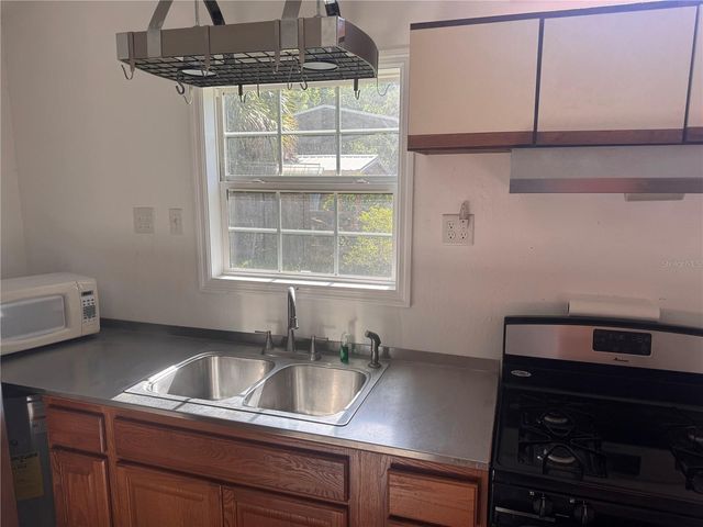 103 GROVE STREET, Melrose, FL 32666