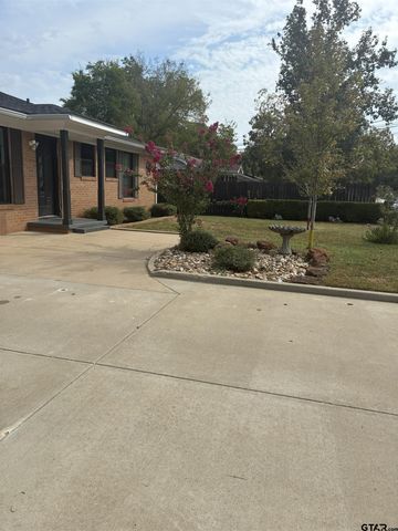 800 S Palmer St, Tyler, TX 75701