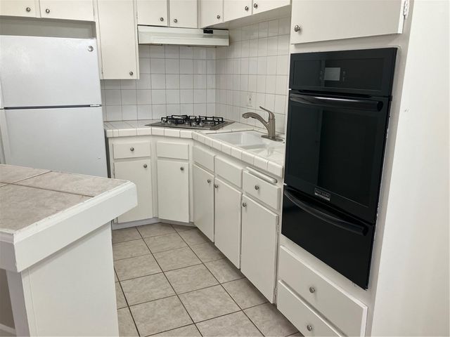 251 N Craig Avenue 1, Pasadena, CA 91107