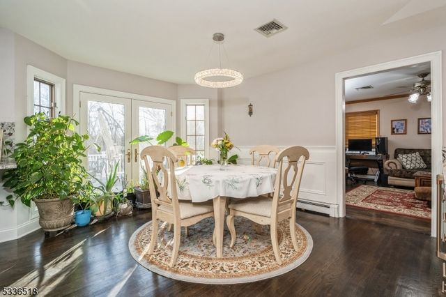 7 Tara Ct, Hardwick Twp., NJ 07825