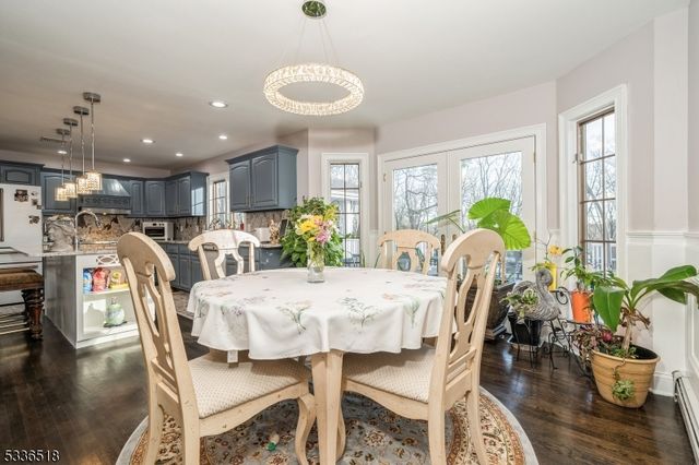7 Tara Ct, Hardwick Twp., NJ 07825