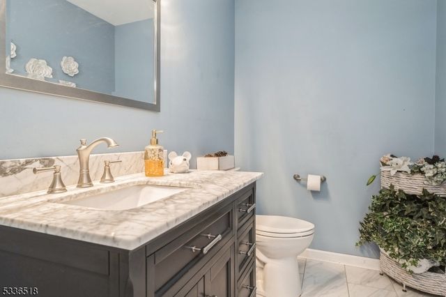 7 Tara Ct, Hardwick Twp., NJ 07825