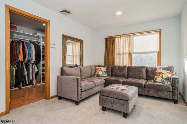 7 Tara Ct, Hardwick Twp., NJ 07825