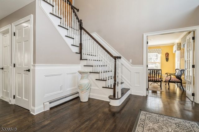 7 Tara Ct, Hardwick Twp., NJ 07825