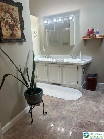 55 Sycamore Drive, Moore Twp, PA 18014