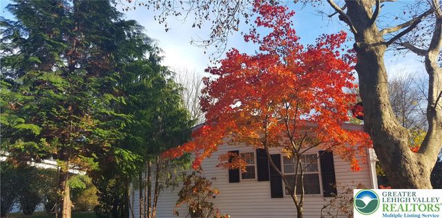 55 Sycamore Drive, Moore Twp, PA 18014