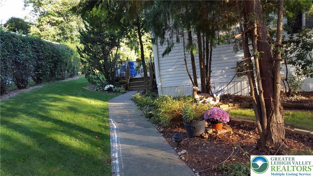 55 Sycamore Drive, Moore Twp, PA 18014