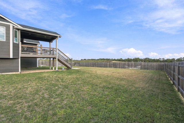 10718 E Bonita St, Wichita, KS 67207