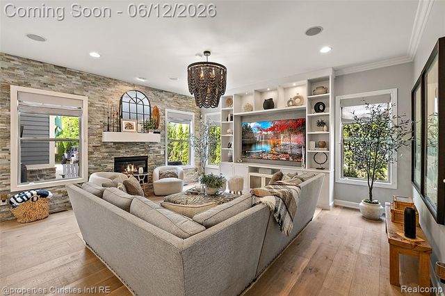 470 Orchard Drive, Northville, MI 48167