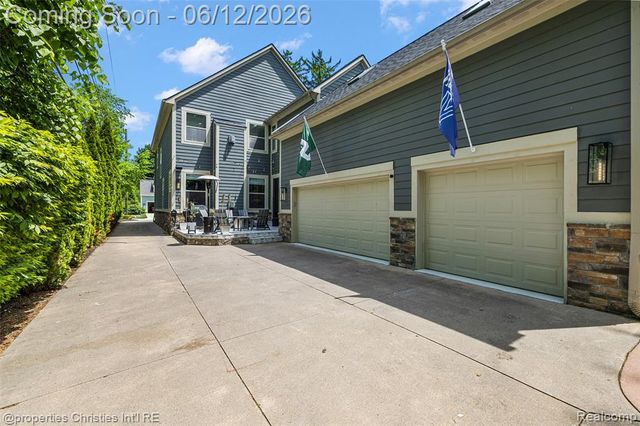 470 Orchard Drive, Northville, MI 48167
