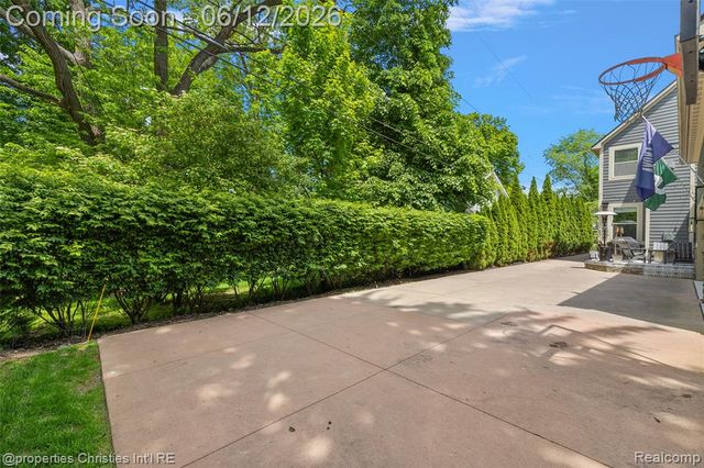 470 Orchard Drive, Northville, MI 48167