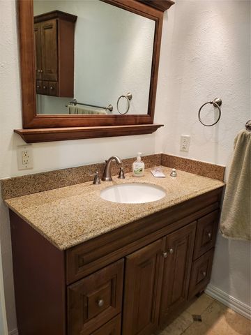 2225 Ruby Road, Irving, TX 75060