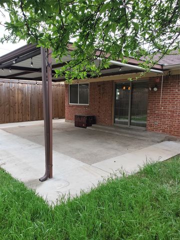 2225 Ruby Road, Irving, TX 75060