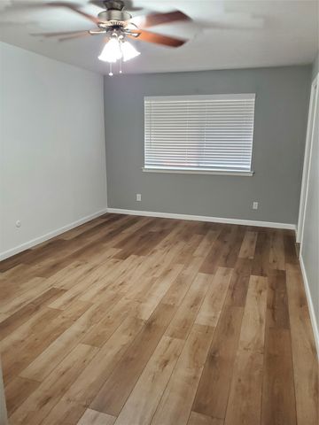 2225 Ruby Road, Irving, TX 75060