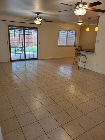 2225 Ruby Road, Irving, TX 75060