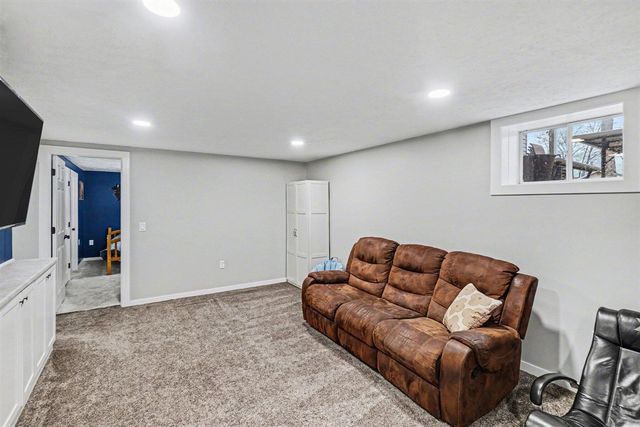 14051 17 Mile Road, Rodney, MI 49342