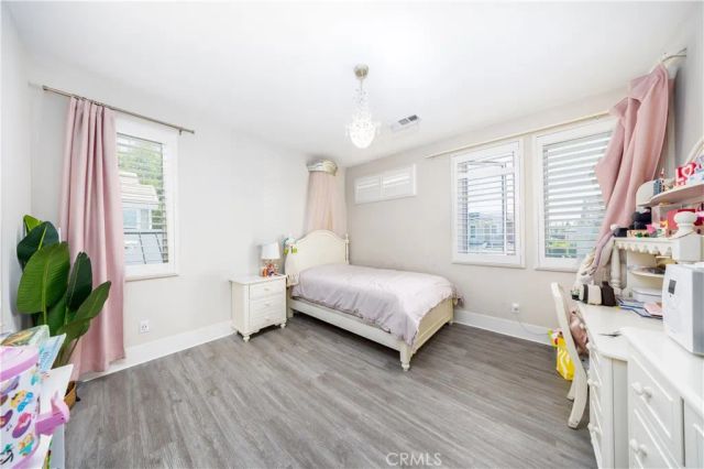81 Ray, Irvine, CA 92618