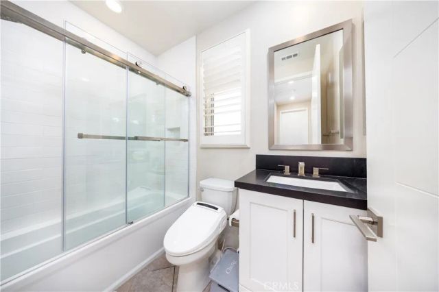 81 Ray, Irvine, CA 92618