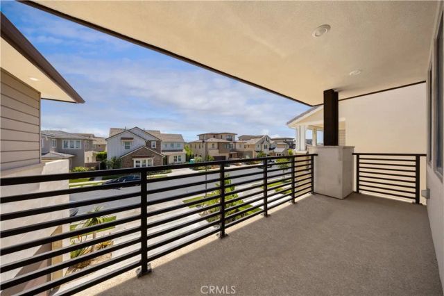 81 Ray, Irvine, CA 92618