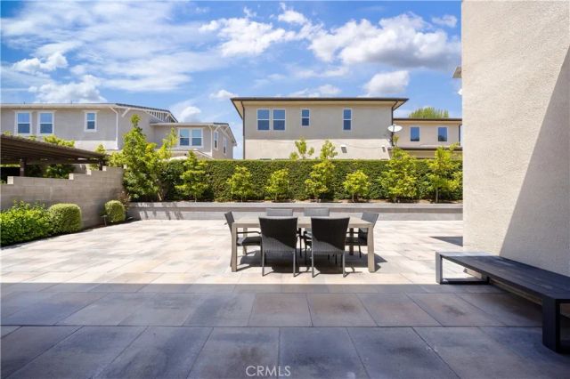 81 Ray, Irvine, CA 92618