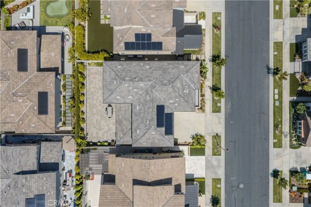 81 Ray, Irvine, CA 92618