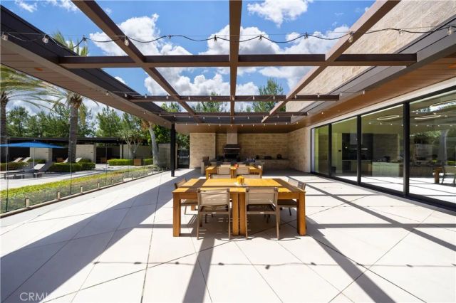 81 Ray, Irvine, CA 92618