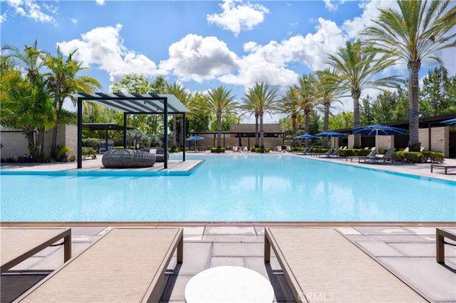 81 Ray, Irvine, CA 92618