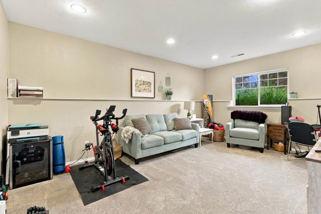 24281 E Sharp Ave, Liberty Lake, WA 99019