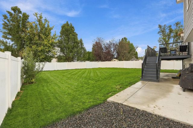 24281 E Sharp Ave, Liberty Lake, WA 99019