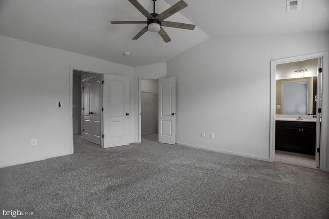 2437 DRAKE LN, Fredericksburg, VA 22408