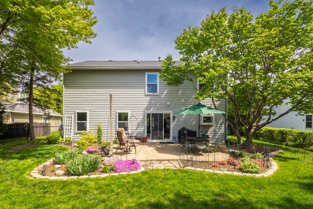 Image 19 of property listing at 1849 Pastoral Lane, Hanover Park, IL 60133