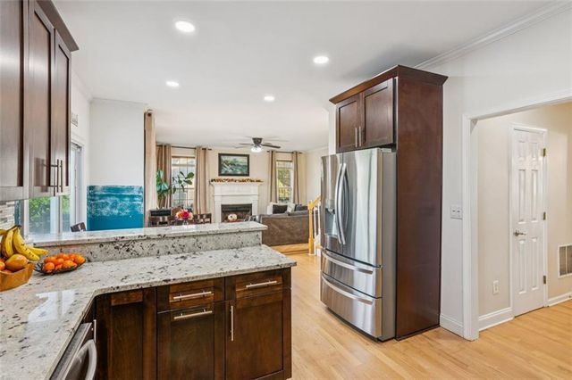 1221 FOUNTAIN HEAD Court, Lawrenceville, GA 30043