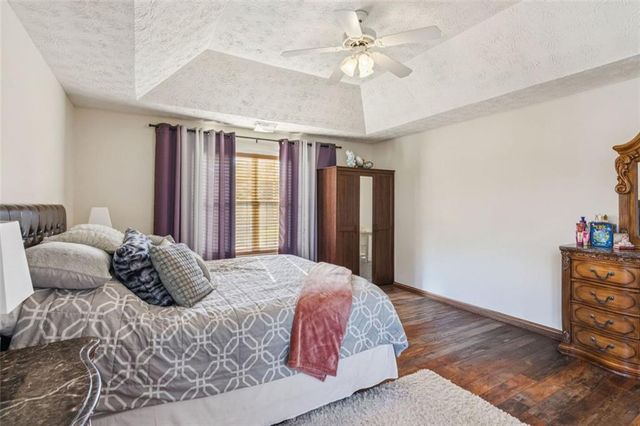 1221 FOUNTAIN HEAD Court, Lawrenceville, GA 30043