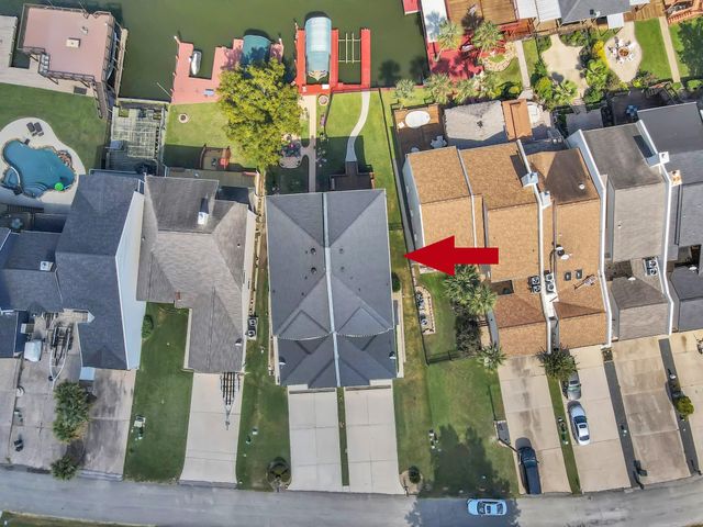 828 Lake View Drive, Montgomery, TX 77356