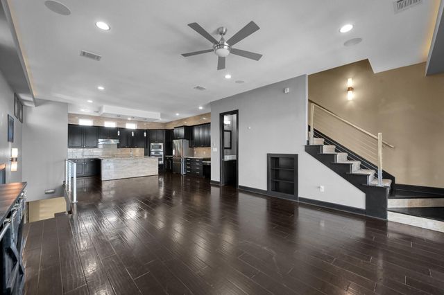 828 Lake View Drive, Montgomery, TX 77356