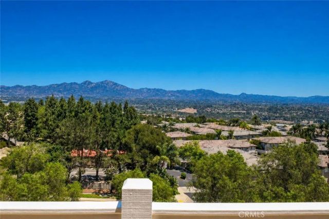 30 Groveside Drive, Aliso Viejo, CA 92656