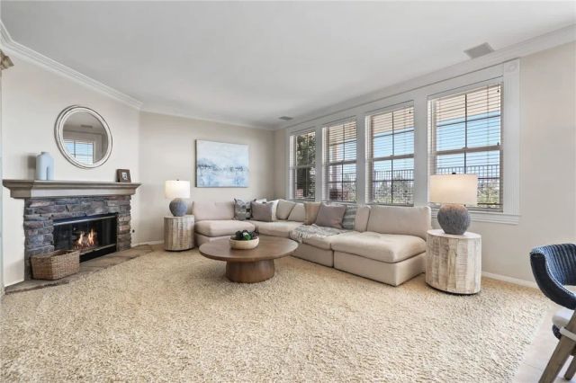30 Groveside Drive, Aliso Viejo, CA 92656