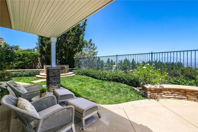 30 Groveside Drive, Aliso Viejo, CA 92656