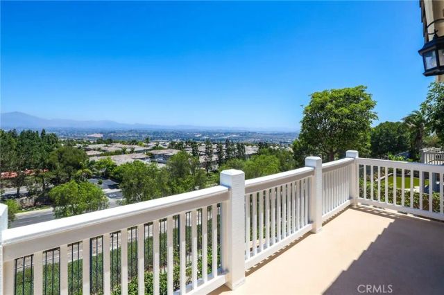 30 Groveside Drive, Aliso Viejo, CA 92656