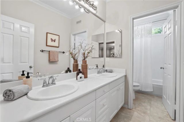 30 Groveside Drive, Aliso Viejo, CA 92656