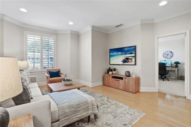 30 Groveside Drive, Aliso Viejo, CA 92656
