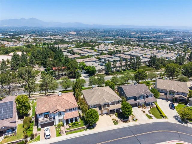 30 Groveside Drive, Aliso Viejo, CA 92656