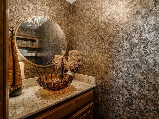 10604 Admiral Drive, Oklahoma City, OK 73162